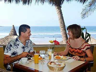 **** Üdülőközpont Luna Palace Mazatlán Mexikó