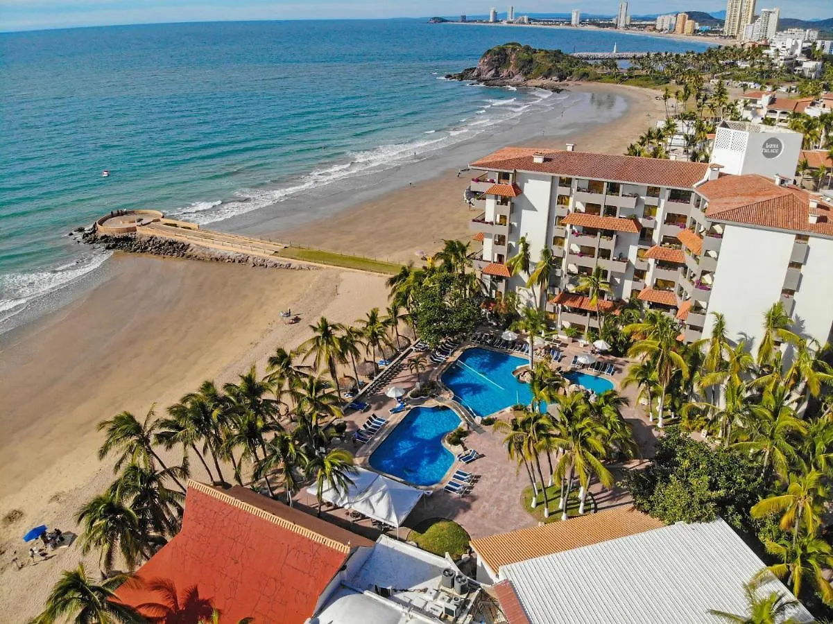 **** Resort Luna Palace Mazatlan Mexico
